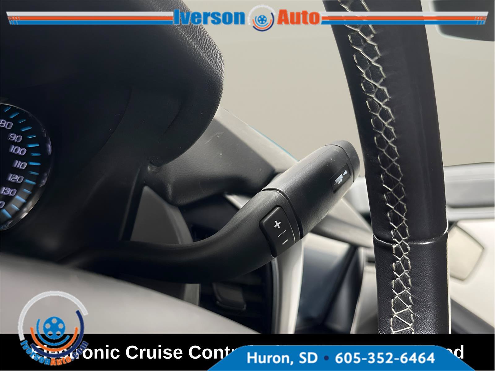 Used 2020 Chevrolet Suburban LT w/ Max Trailering Package AWD/4WD image 24