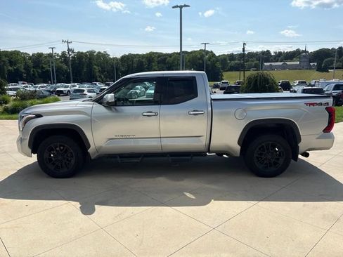 Used 2022 Toyota Tundra Limited w/ TRD Off-Road Package AWD/4WD image 4