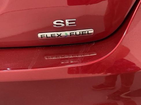 Used 2015 Ford Focus SE w/ SE Sport Package FWD image 31