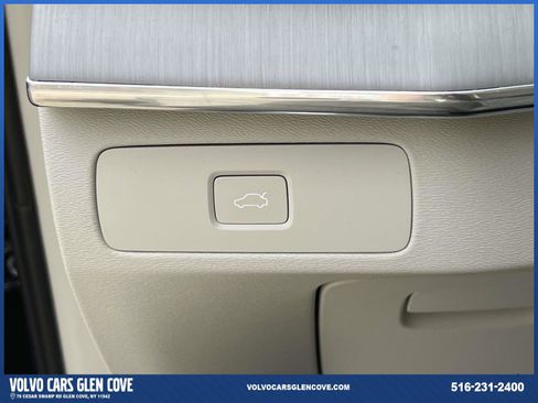 Certified 2025 Volvo XC90 B5 Core w/ Protection Package Premier image 20