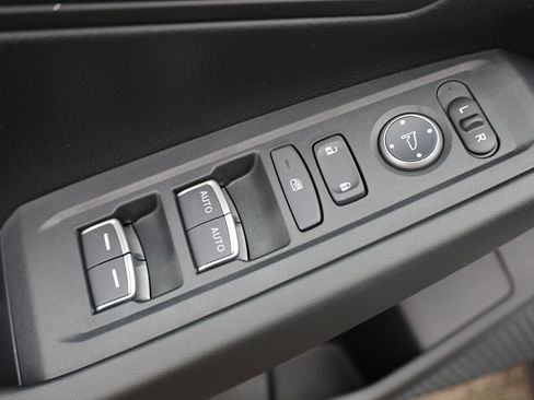 New 2026 Honda Accord LX image 11