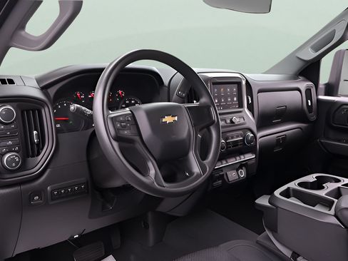 Used 2025 Chevrolet Silverado 2500 Custom w/ Z71 Off-Road Package AWD/4WD image 12
