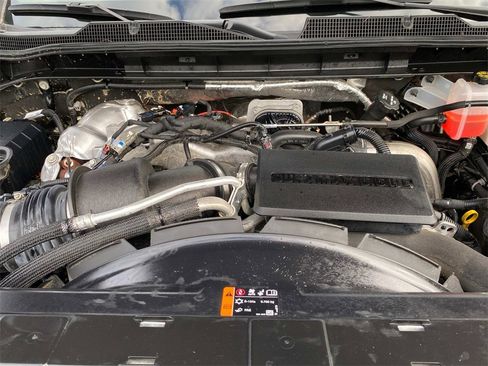 Used 2024 Chevrolet Silverado 2500 LT image 24