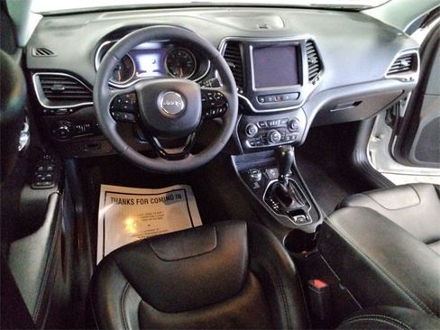 Used 2023 Jeep Cherokee Altitude Lux image 30