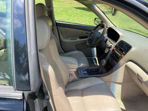 Used 2001 Lexus ES 330 image 36