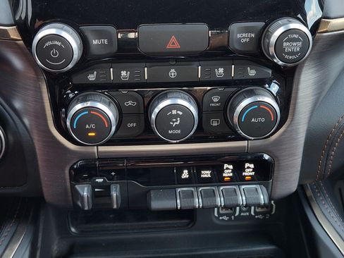 Used 2022 RAM 1500 Limited w/ Bed Utility Group AWD/4WD image 22