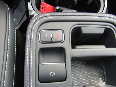 Used 2025 Ford Mustang Mach-E GT AWD/4WD image 37