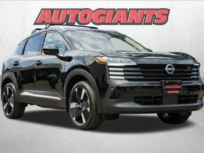 New 2025 Nissan Kicks SR w/ SR Premium Package