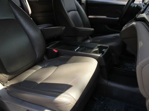 Used 2019 Honda Odyssey EX-L image 25