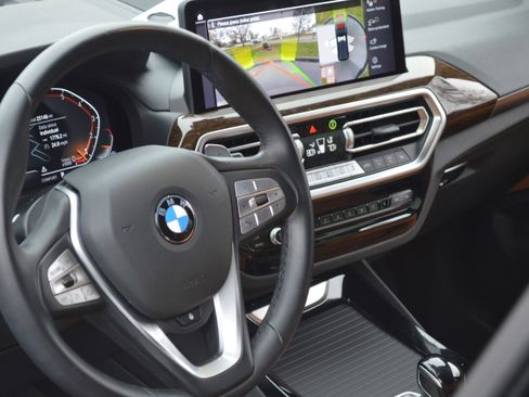 Certified 2024 BMW X3 sDrive30i w/ Premium Package w/ZPA image 24