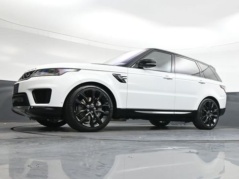 Used 2018 Land Rover Range Rover Sport HSE AWD/4WD image 32