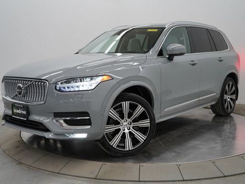 Used 2025 Volvo XC90 B6 Ultra w/ Lounge Package AWD/4WD image 1