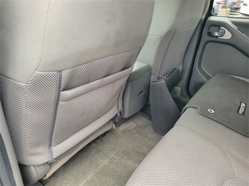 Used 2017 Nissan Frontier SV image 14