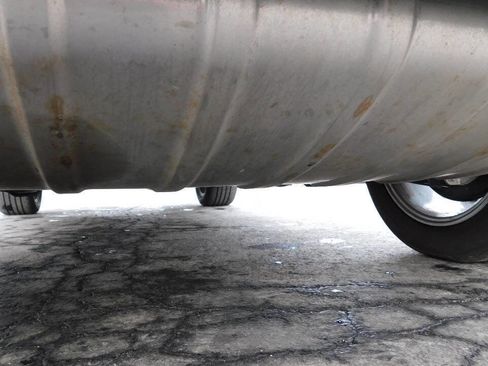 Used 2014 Porsche Cayenne Platinum Edition image 43