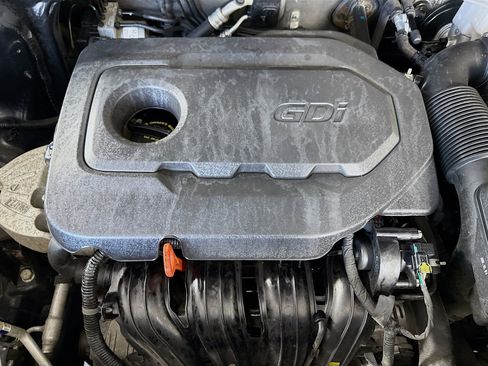 Used 2019 Kia Sorento FWD image 38