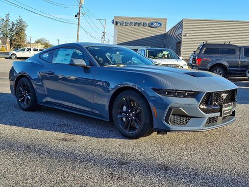 New 2026 Ford Mustang GT image 2