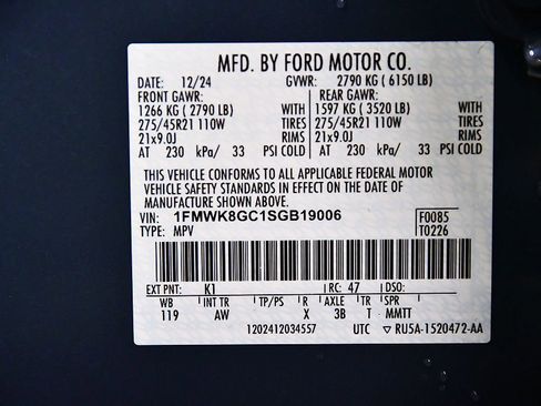 Used 2025 Ford Explorer ST AWD/4WD image 13