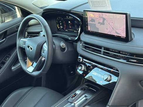 Certified 2026 INFINITI QX60 Luxe w/ Cargo Package FWD image 18