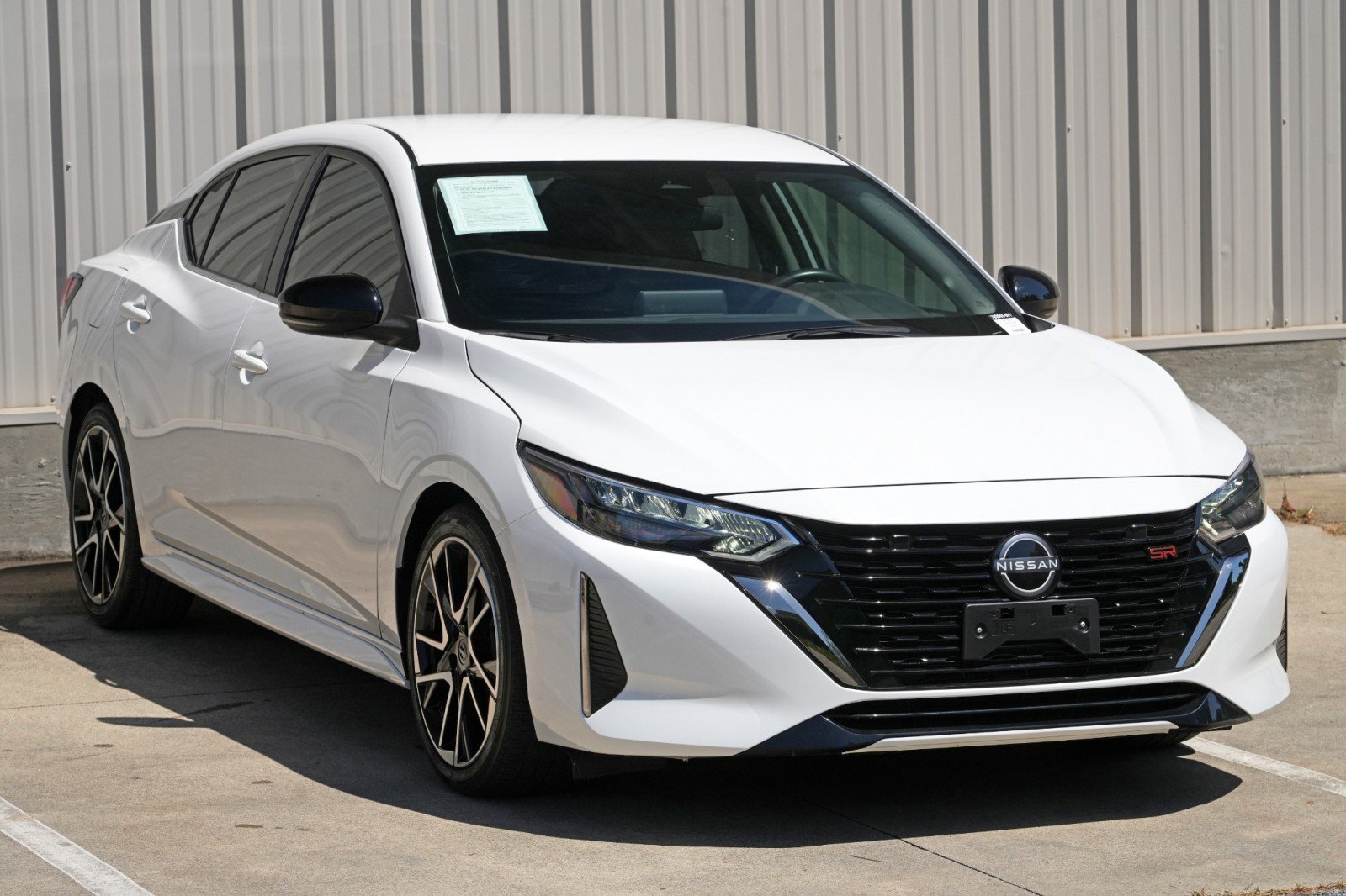 Used 2024 Nissan Sentra SR FWD image 46