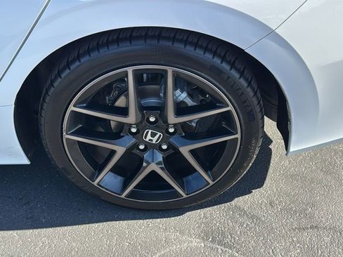 Used 2024 Honda Civic Sport Touring image 8