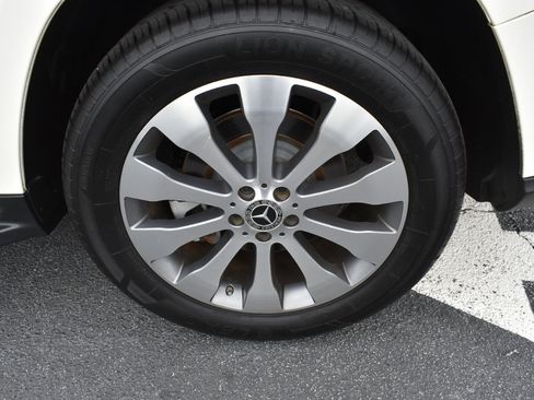 Used 2018 Mercedes-Benz GLS 450 4MATIC w/ Premium Package image 42