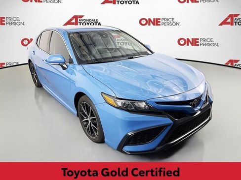 Certified 2023 Toyota Camry SE FWD image 1