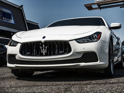 Used 2017 Maserati Ghibli S RWD image 5