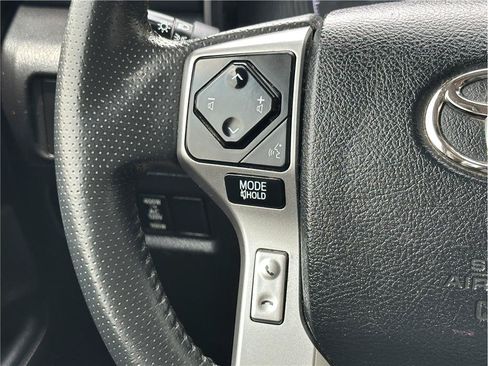 Used 2021 Toyota 4Runner SR5 Premium w/ Moonroof Package AWD/4WD image 20
