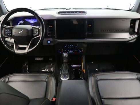 Used 2021 Ford Bronco Badlands image 24