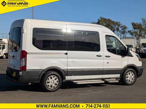 Used 2017 Ford Transit 150 XL RWD image 8