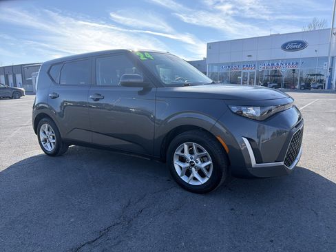 Used 2024 Kia Soul LX w/ Option Group 015 image 1
