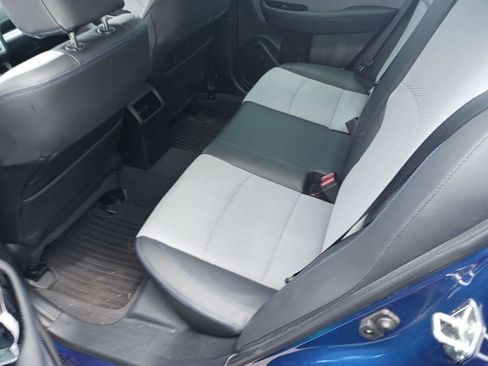 Used 2017 Subaru Legacy 2.5i Sport image 9