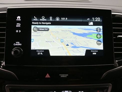 Certified 2024 Honda Passport Black Edition image 12