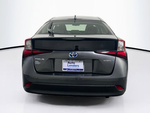 Used 2020 Toyota Prius LE image 6