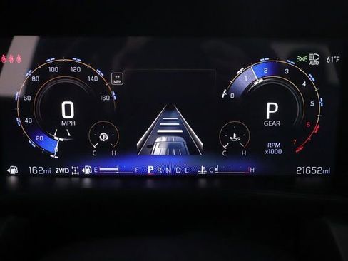 Used 2024 Chevrolet Colorado Trail Boss w/ Advanced Trailering Package image 19