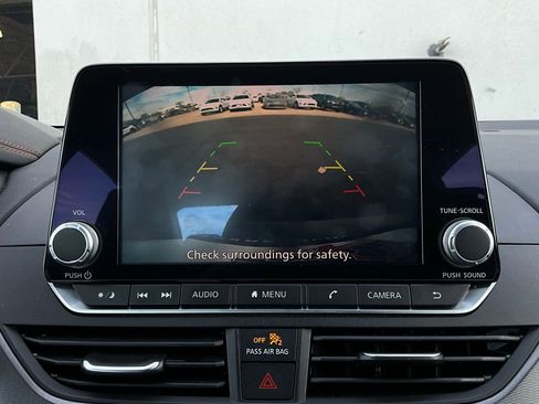 Used 2025 Nissan Altima 2.5 SR image 30