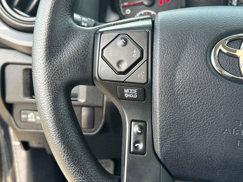 Used 2016 Toyota Tacoma SR image 25