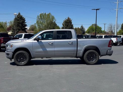 Used 2019 RAM 1500 Laramie w/ Sport Appearance Package AWD/4WD image 3