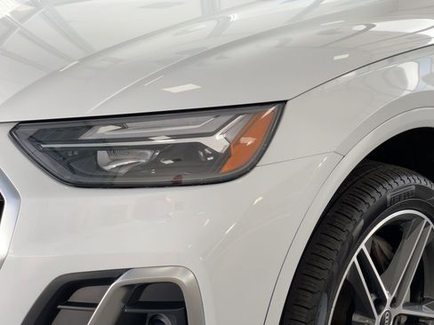 Used 2024 Audi Q5 e Premium Plus image 11