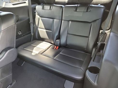 Used 2023 Ford Explorer XLT w/ Equipment Group 202A AWD/4WD image 23