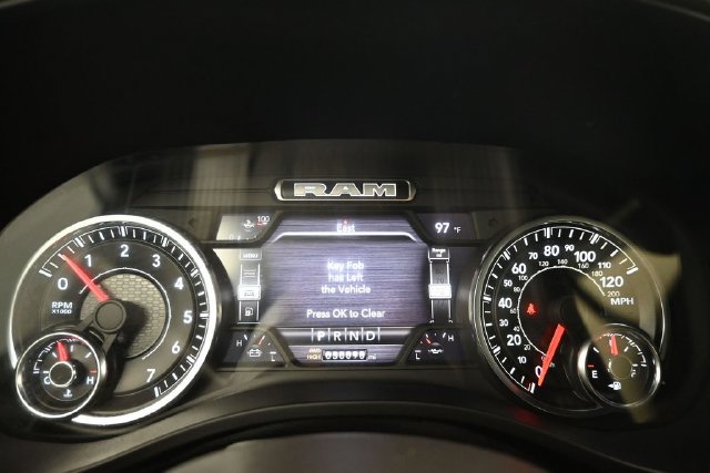 Used 2022 RAM 1500 Big Horn AWD/4WD image 17