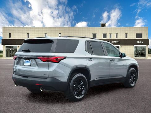 Used 2023 Chevrolet Traverse LT w/ Midnight/Sport Edition AWD/4WD image 3