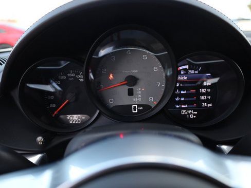 Used 2019 Porsche 718 Cayman S RWD image 28