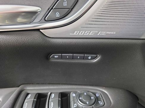 Used 2021 Cadillac XT5 Premium Luxury image 25