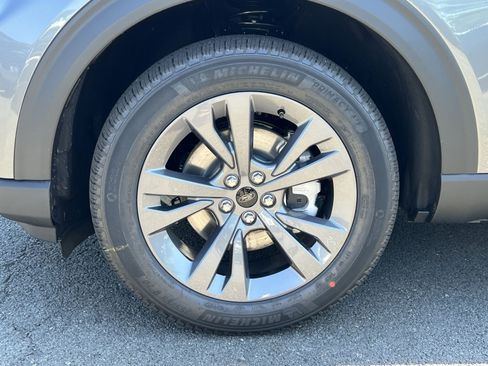 New 2026 Ford Explorer Active w/ Active Comfort Package AWD/4WD image 20