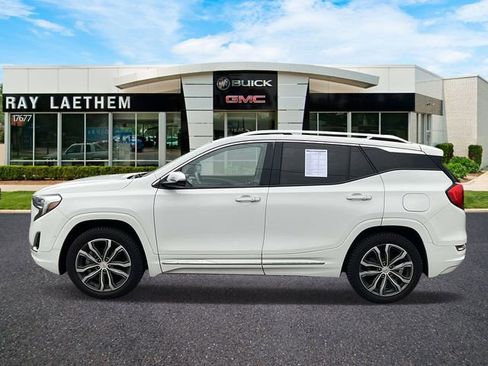 Used 2018 GMC Terrain Denali w/ Advanced Safety Package image 2