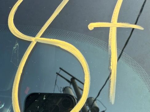 Used 2017 Ford Explorer XLT w/ Equipment Group 201A image 33