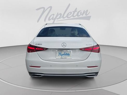 Used 2025 Mercedes-Benz C 300 4MATIC Sedan image 4