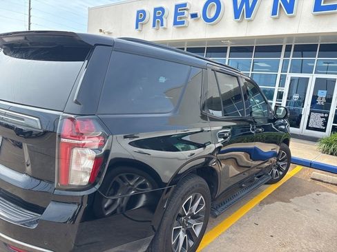 Used 2021 Chevrolet Tahoe Z71 w/ Z71 Off-Road Package AWD/4WD image 10
