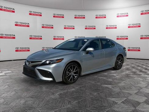 Certified 2023 Toyota Camry SE FWD image 7